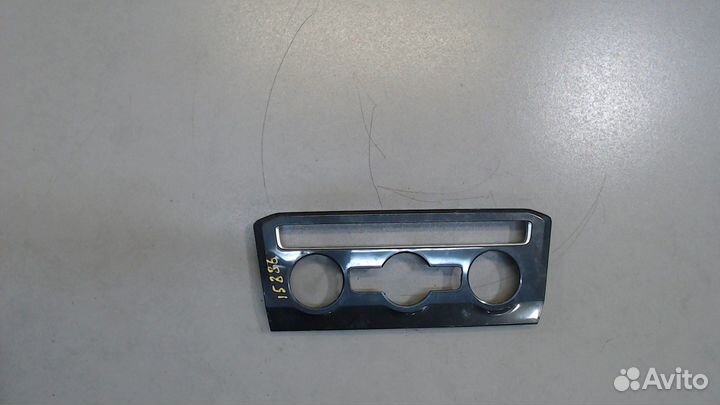 Рамка под переключатель отопителя Volkswagen Tigua