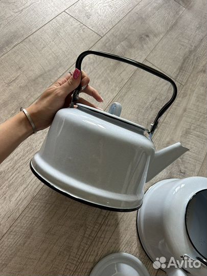 Чайник эмалированный новый 3л