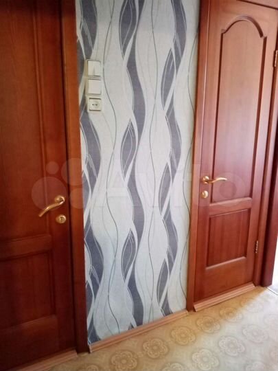 2-к. квартира, 56 м², 2/5 эт.