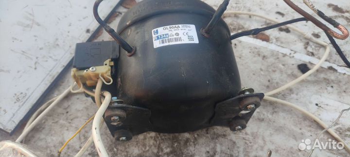 Компрессор для морозильного ларя caravel