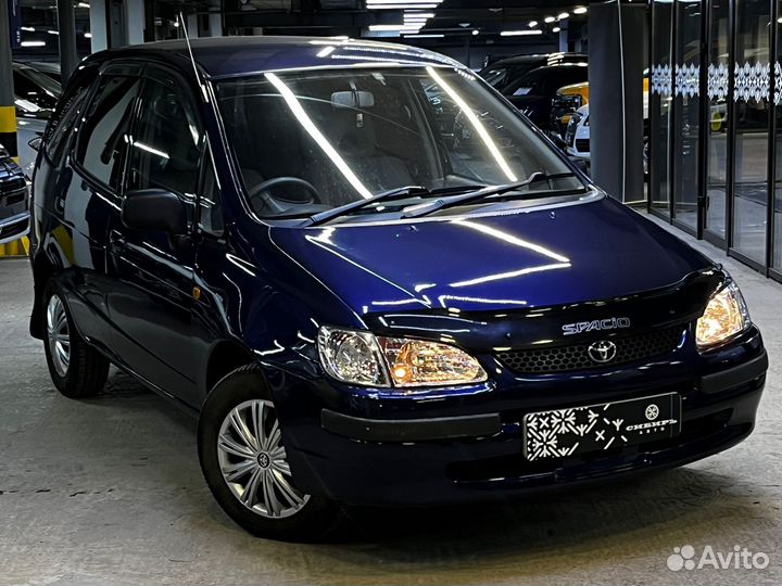 Toyota Corolla Spacio 1.6 AT, 1998, 257 000 км