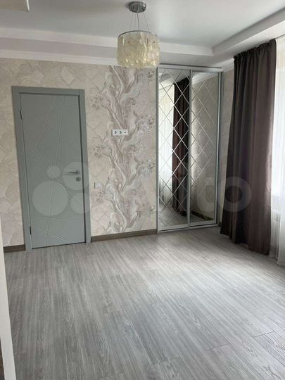 Комната 16 м², 1/2 эт.