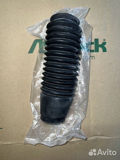 Пыльник рулевой рейки правый Паджеро 4