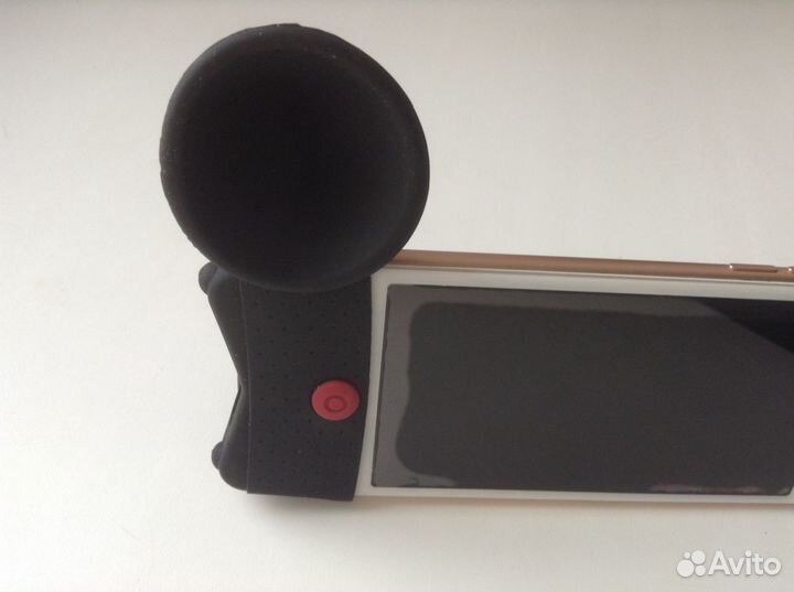 Усилитель звука смартфона