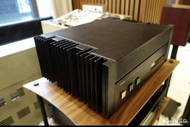 Усилитель Yamaha m2 220в