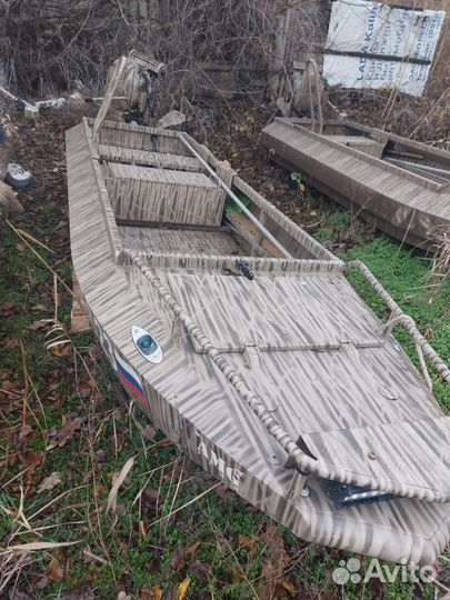 Лодка болотоход amg и 30 л.с 2шт