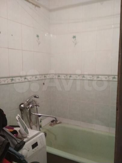 2-к. квартира, 52 м², 1/9 эт.