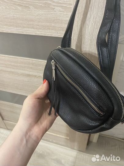 Поясная сумка