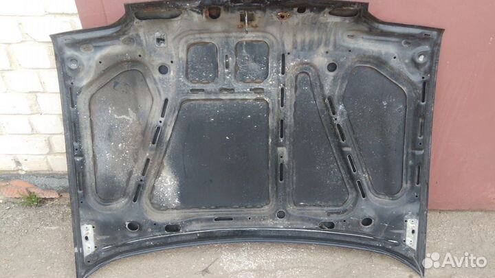 Капот Форд Фиеста 3 дорестайл