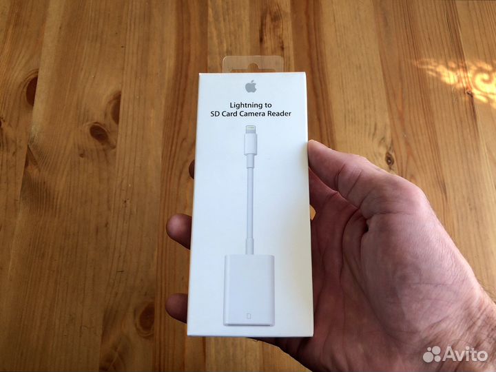 Apple Lightning to SD Card Camera Reader