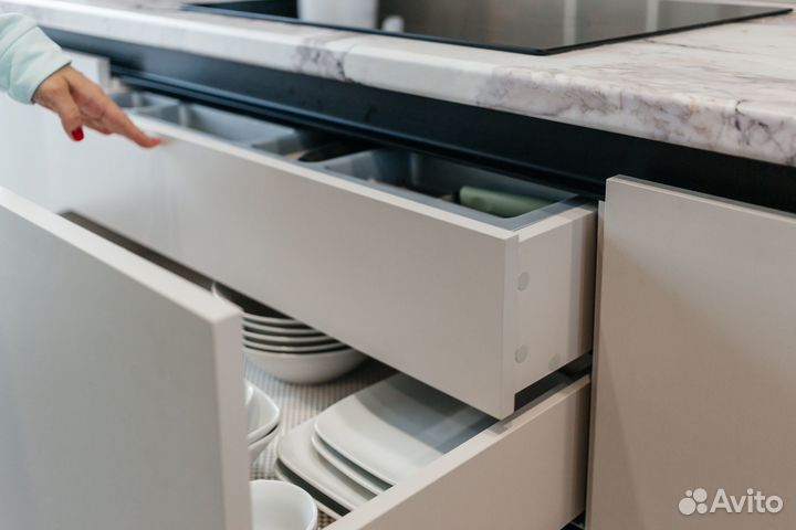 Угловая кухня «A» + духовка в подарок