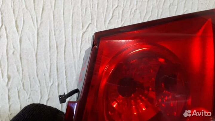 Фонарь задний правый Chevrolet Cruze J300