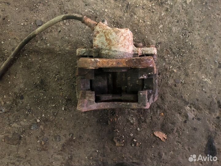 Renault sandero stepway 1 Суппорт