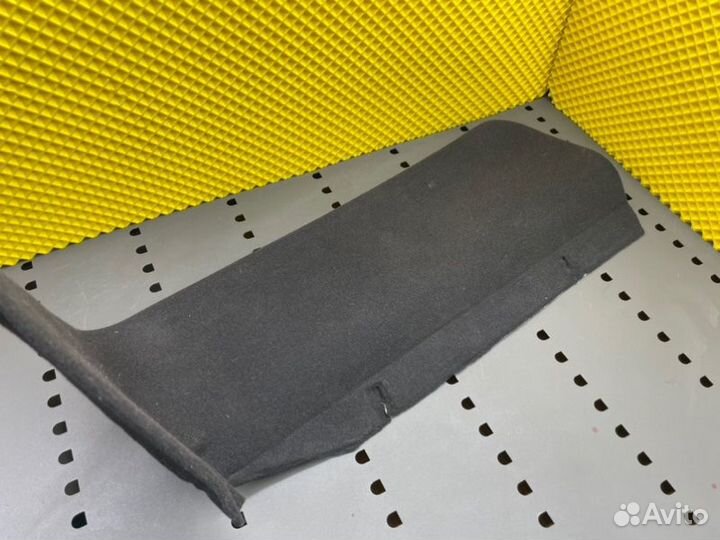 Накладка Mercedes-Benz E-Class W210 M112 2.4 1998