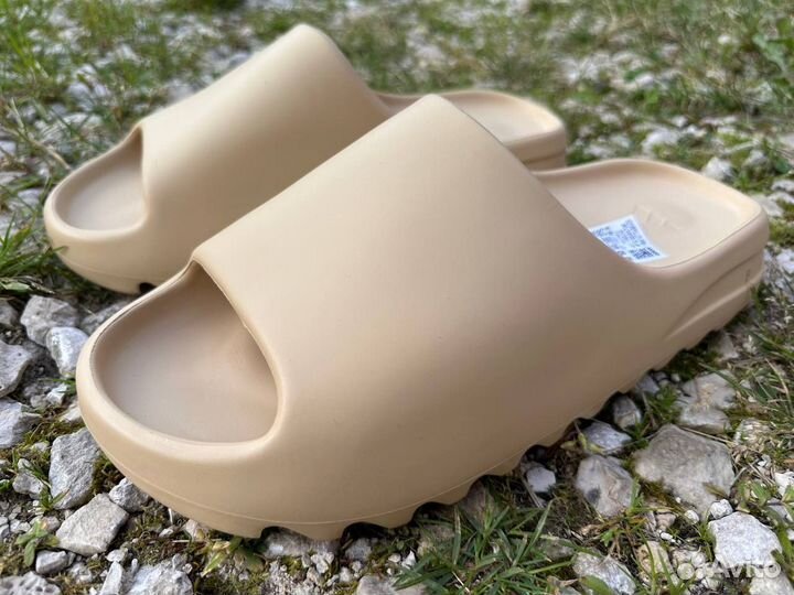 Тапочки adidas yeezy slide