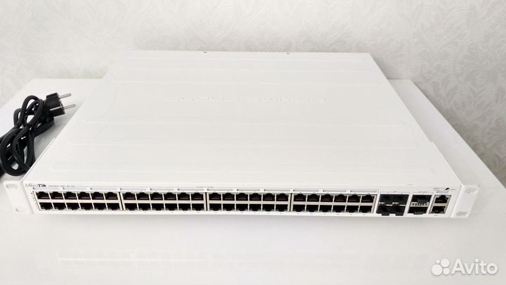 Коммутатор Mikrotik CRS354-48P-4S+2Q+RM