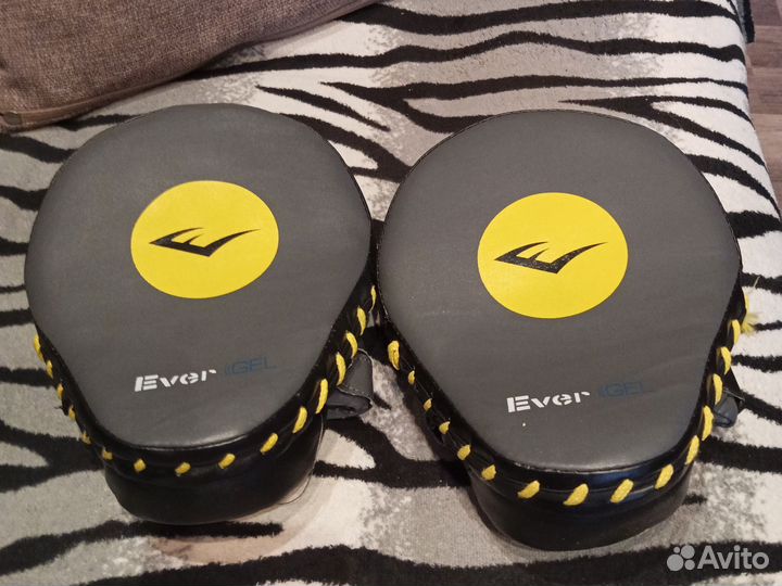 Боксерские лапы