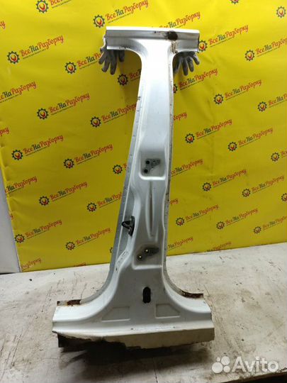 Центральная стойка кузова левая Ford Focus 2