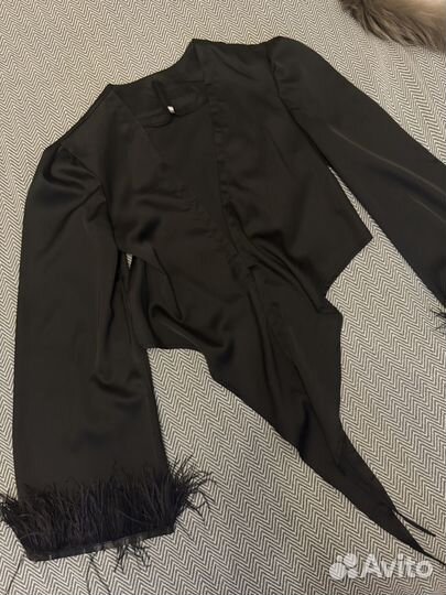 Кардиган с перями короткий