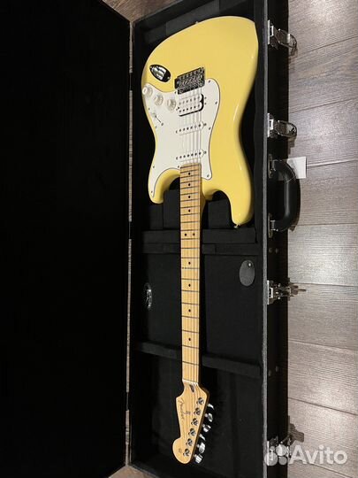 Fender player stratocaster hss