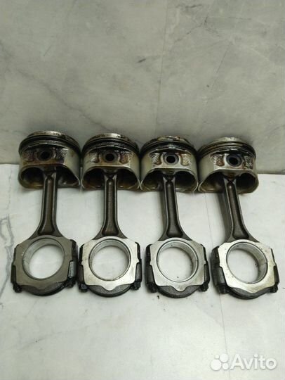 Поршень с шатуном Renault Fluence I (2009—2013)