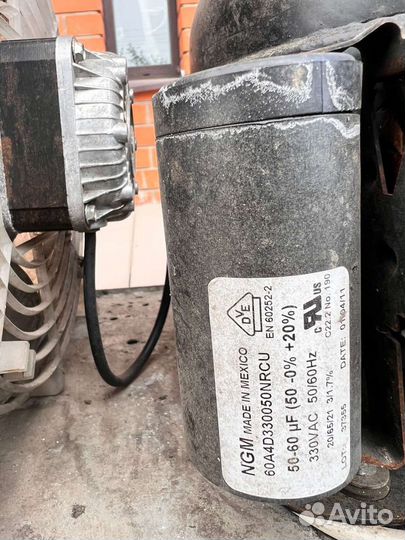 Мотор от витринного холодильника в сборе