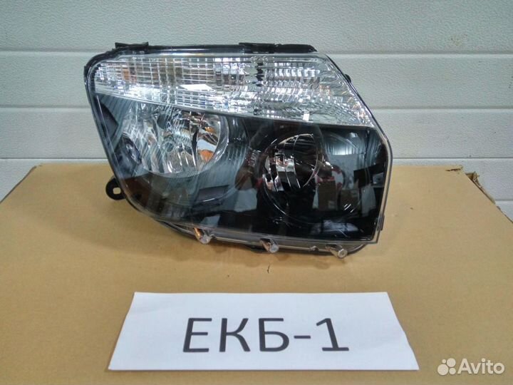 Фара правая Renault Duster 1 2011