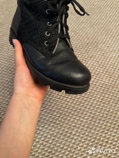 Зимние ботинки для девочки 35