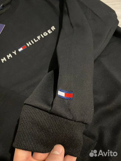 Tommy hilfiger свитшот