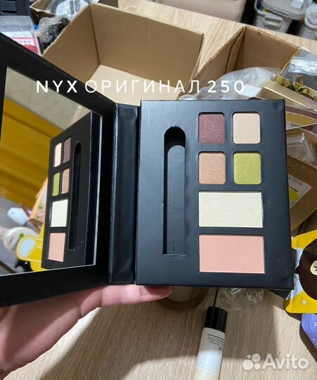 Палитра теней косметика