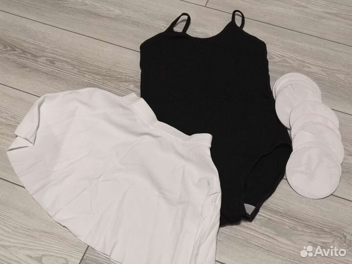Купальник и юбка гимнастические