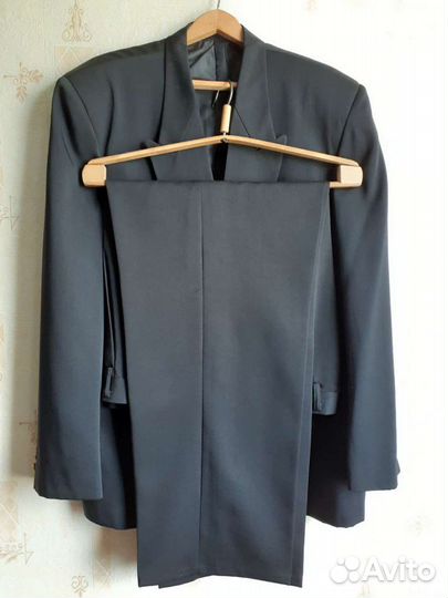 Мужской классический костюм 48-50