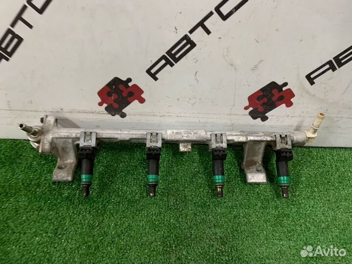 Рампа топливная с форсунками Ford Fusion 1.4 fxjb