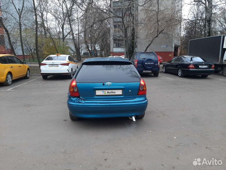 Toyota Corolla 1.3 МТ, 1999, 200 000 км