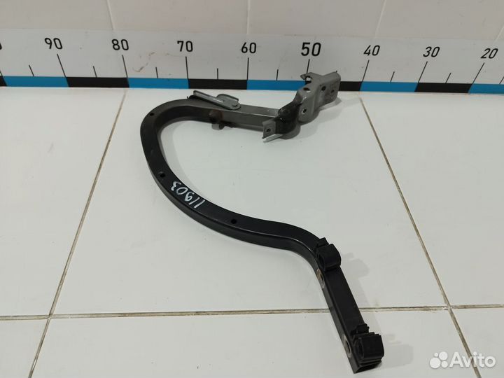 Петля крышки багажника RIO 2011-2017 (левая)