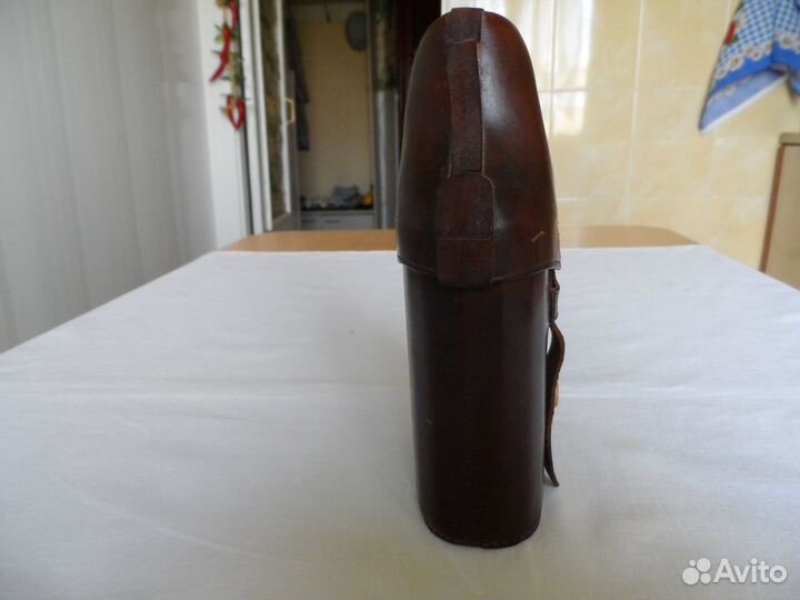 Фляга офицерская.Стекло-250 мл.Кожа.Трофей с ВОВ