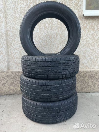 Dunlop Winter Maxx SJ8 23.5/55 R18