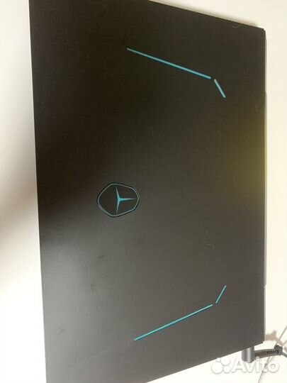 Продам игровой ноутбук Thunderobot