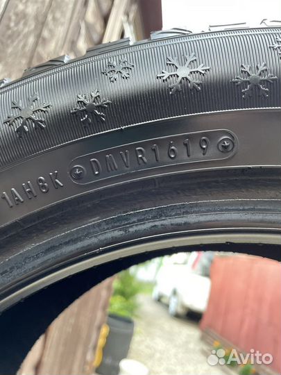 Dunlop SP Winter Ice 03 205/55 R16