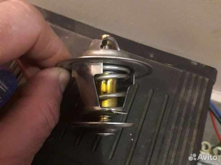 Термостат ауди.фольцваген