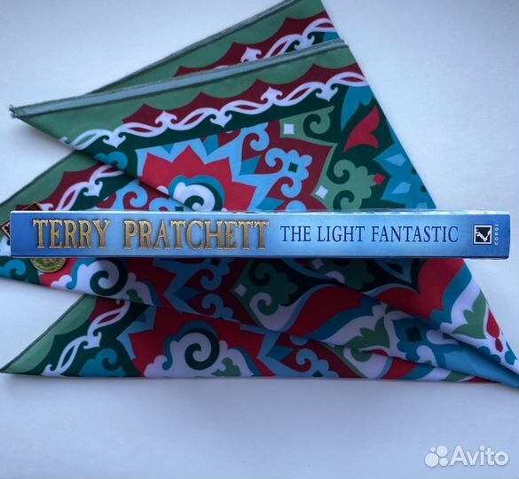 The Light Fantastic / Pratchett Terry