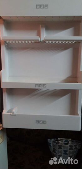 Холодильник 2-х камерный,белый,бу,stinol