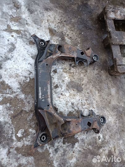 Балка Volkswagen Passat B5+