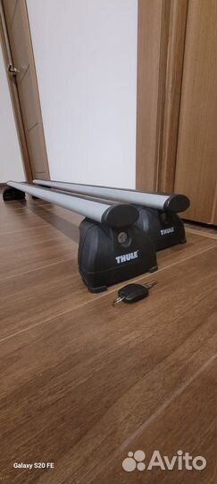 Багажник на рейлинги Thule