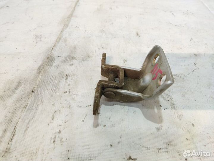 Петля двери задняя левая Kia Spectra S6D 2006