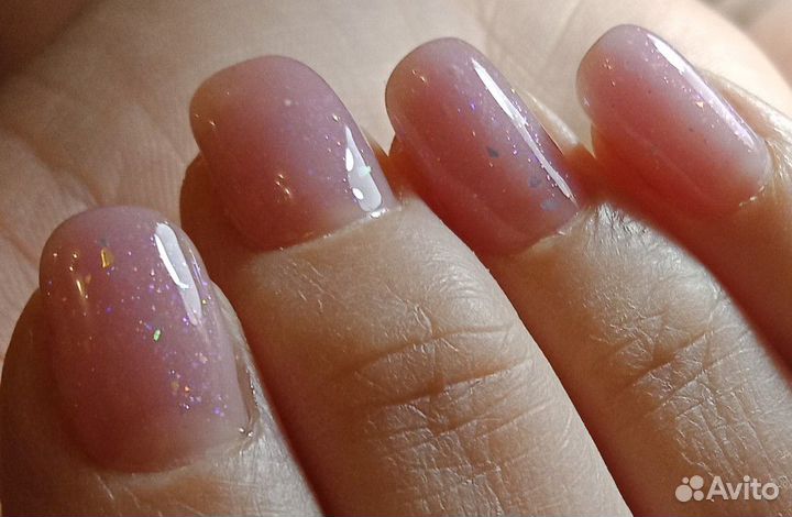 Покрытие ногтей на руках биогелем