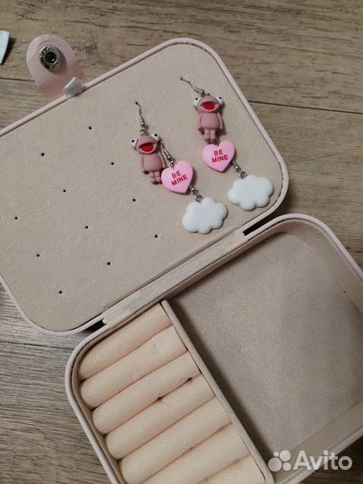 Шкатулка для украшений