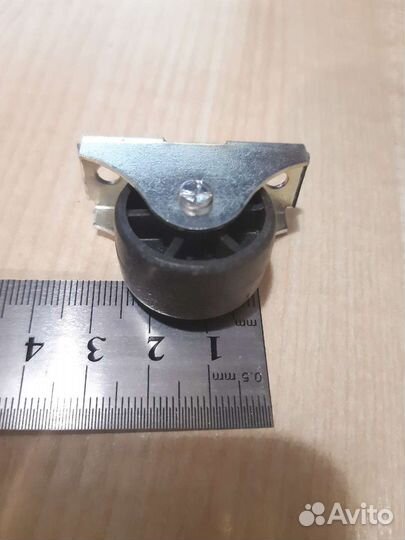 Колесо мебельное 2,5 см