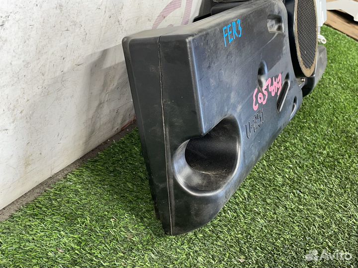 Сабвуфер Ford Explorer 4 U251 2008г