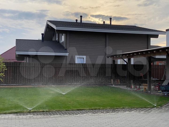 Дом 372 м² на участке 10 сот.